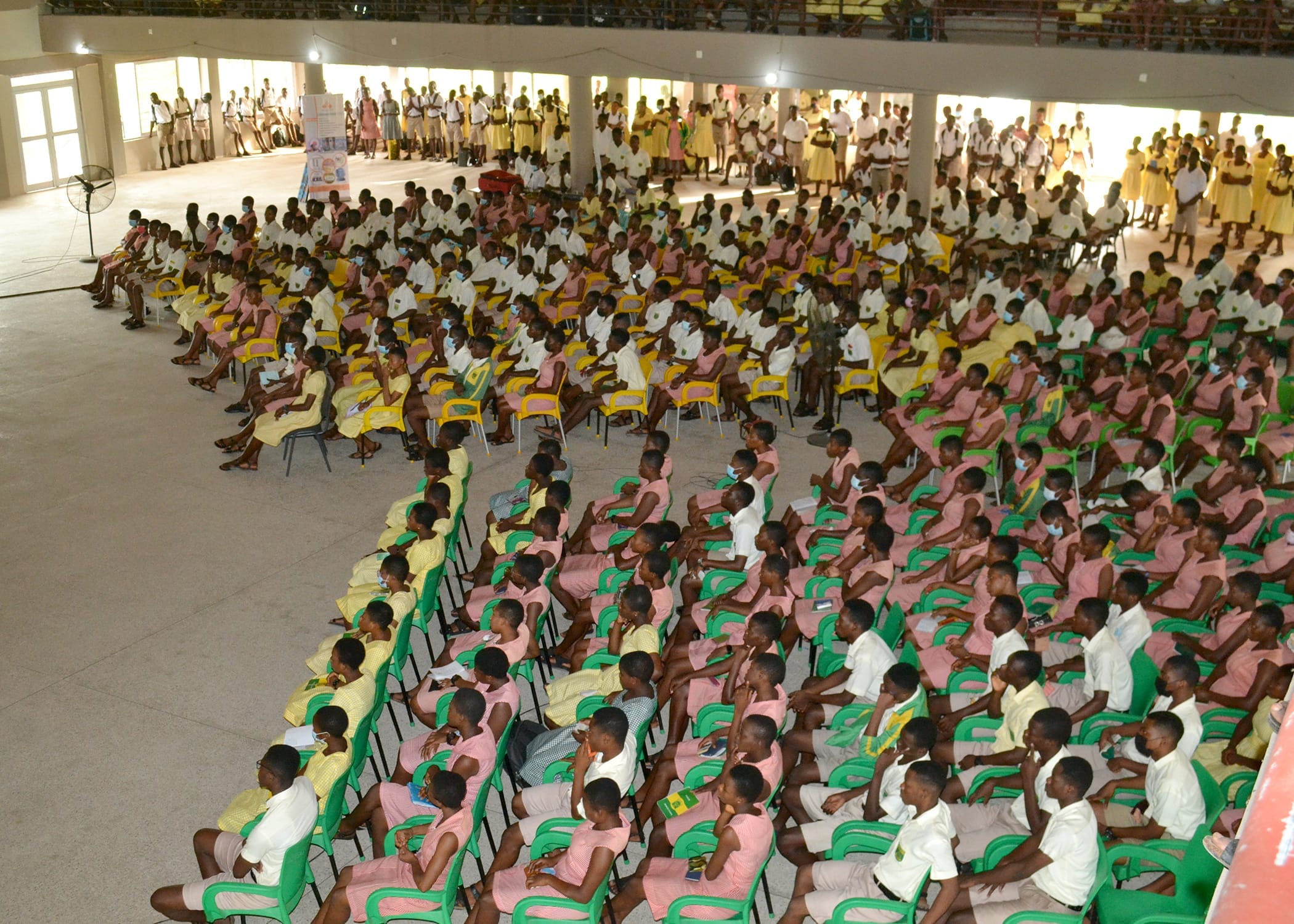 Participants in a large COME learning session